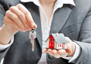 hand keys house buy business mortgage